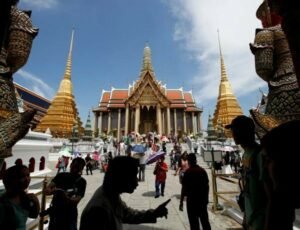 Thai economy expected to grow 3% next year, finance ministry says