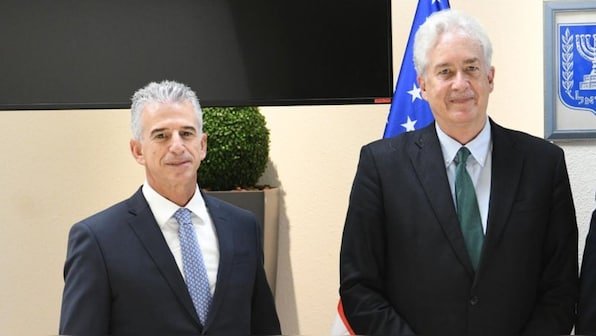 Mossad chief, CIA head to hold Gaza talks for hostage release deal in Doha on Sunday