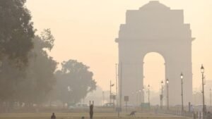 Delhi gasps for breath as air quality gets ‘very poor’ on Diwali week, thick layer of smog engulfs NCR