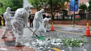 North Korea dumps trash balloon in South Korea’s presidential compound, know what was in it