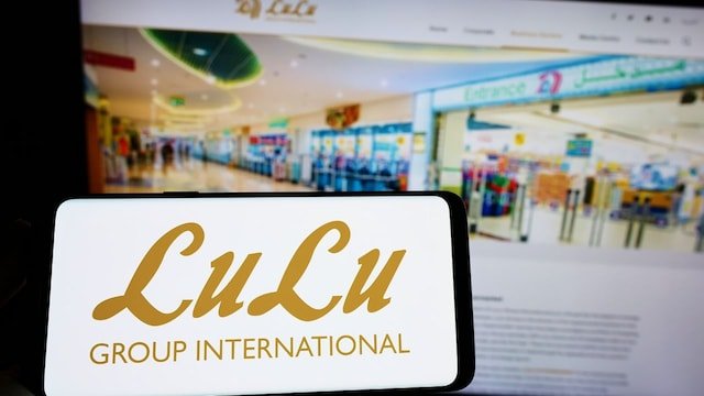 Top Gulf grocer Lulu seeks up to $1.43 billion in Abu Dhabi IPO