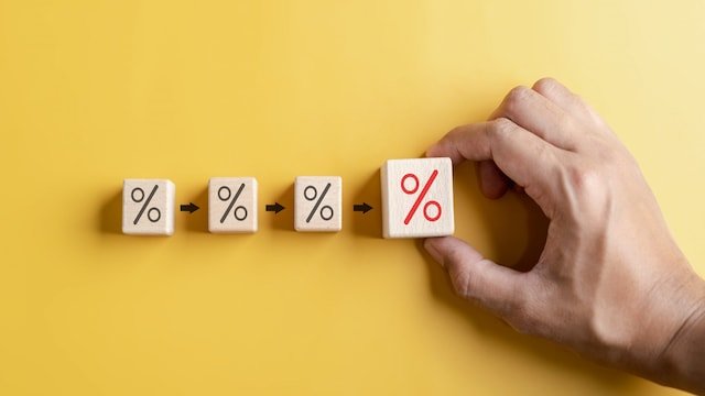 Sensex or gold: Where should you invest your money for maximum benefits