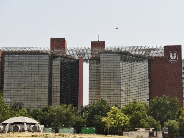 Prime Minister Modi to Unveil LIC’s Women-Focused Bima Sakhi Yojana