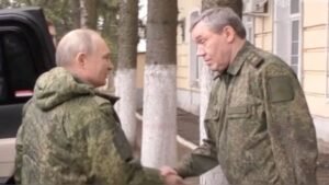 Putin visits Kursk, a first since Ukraine attacked amid ceasefire talks