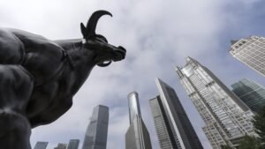 Chinese stocks rise as growth targets raises hope for stimulus