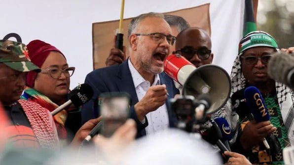 Expelled South African envoy to US calls Trump administration ‘racist’