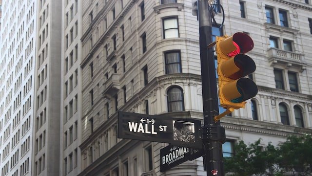 US Markets Rebound: Dow Jones surges 500 points, Automakers rally on hopes of more tariff relief
