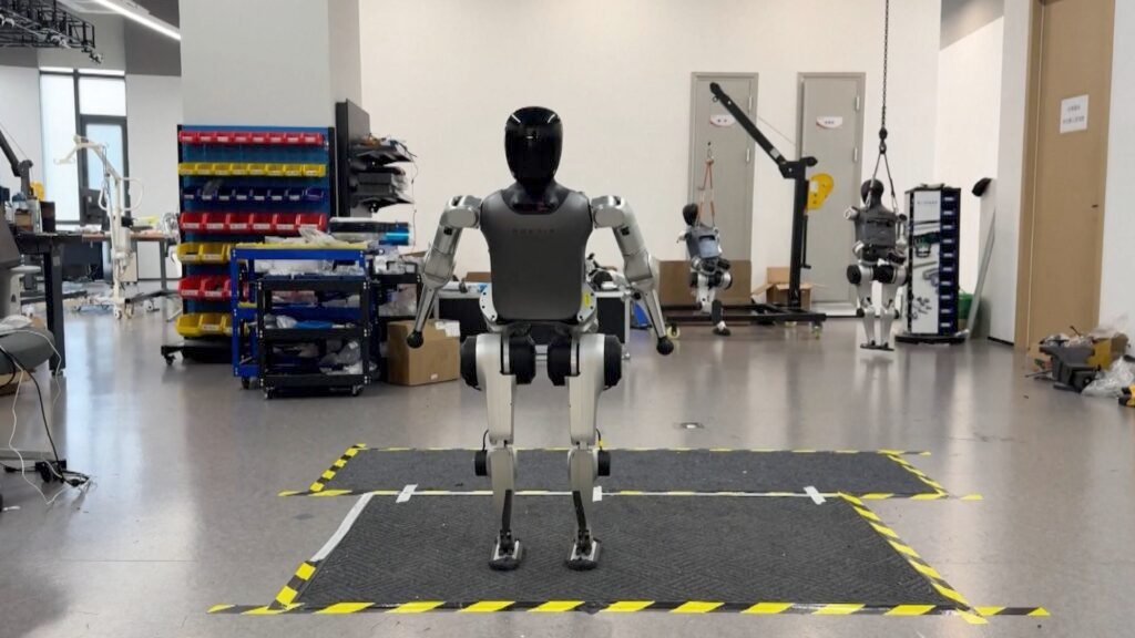 Chinese engineers unveil new humanoid robot that can backflip