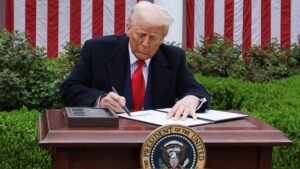 125% tariff on Chinese goods in addition to existing 20%, bringing total to 145%, clarifies White House