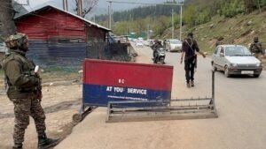 4-6 terrorists still hiding in Pahalgam hills, says report as forces continue search ops