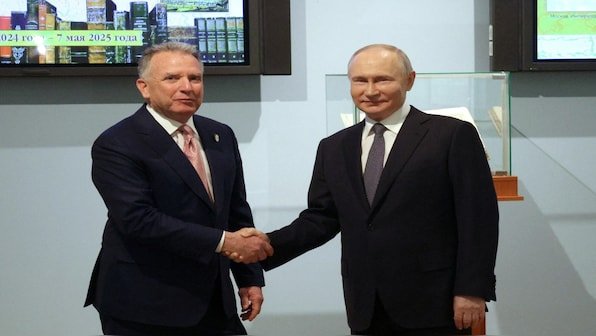 Trump’s envoy Witkoff meets Putin to discuss Ukraine peace deal as Trump tells Moscow to ‘get moving’