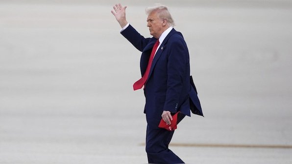 Trump admits ‘transition difficulties’ as US, Asian markets slump again